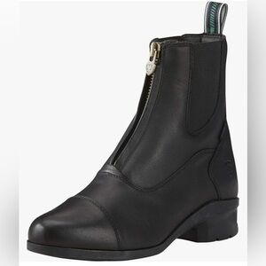 Women’s Ariat Paddock Boots size 9.5B